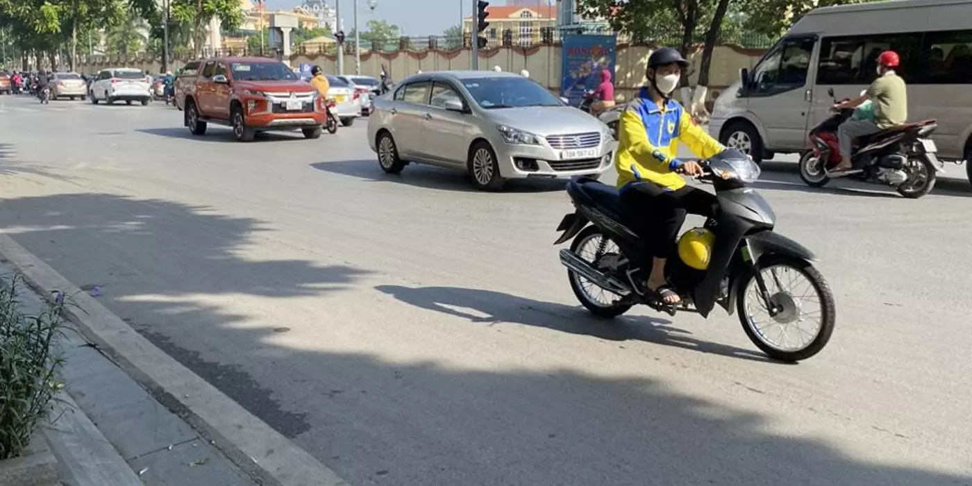 Bán nhà ngõ 18 Huỳnh Thúc Kháng 43 m2x5 tầng. Phân lô ngõ 6m vỉa hè 2 bên 16.9 tỷ có thương lượng