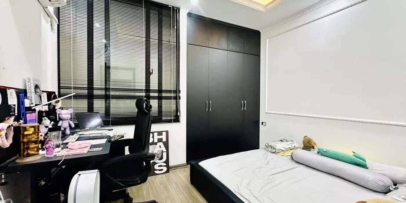 Bán nhà ở Tết Nguyễn Sơn, Ngọc Lâm, Long Biên. Thang máy, full nội thất. 50m2*6T, 9.75