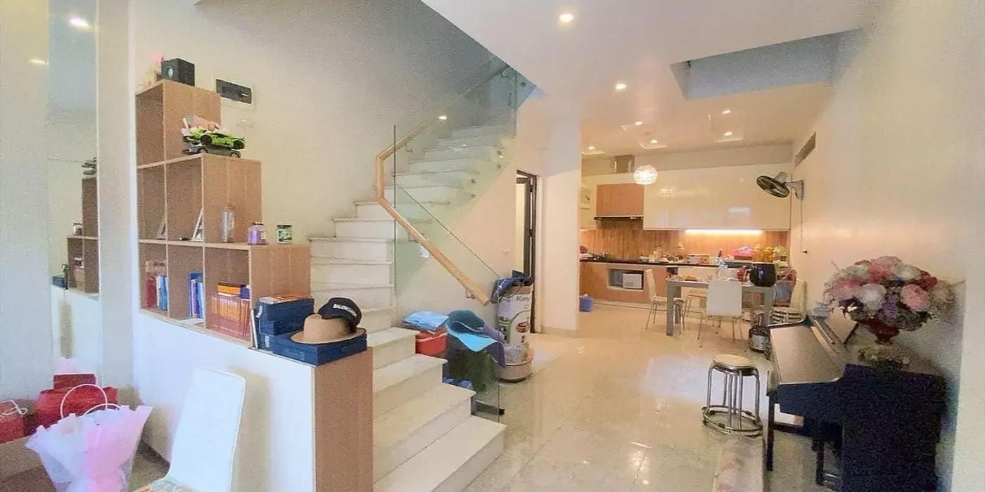 MỄ TRÌ NGÕ RỘNG THOÁNG - 15M MẶT PHỐ - ĐẦU TƯ CCMN- DÂN XÂY SIÊU CHẮC LÊN TẦNG VÔ TƯ
DT: 45m2