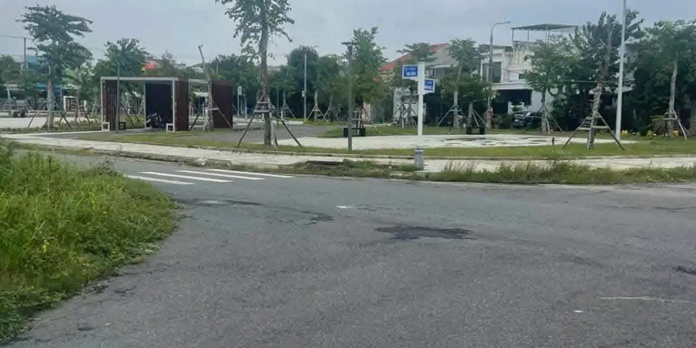 HẠ GIÁ BÁN NHANH CĂN VILLA LIỀN KỀ PHỐ AN THƯỢNG CÁCH BIỂN CHỈ 500m - CÓ SẴN DÒNG TIỀN CHO THUÊ