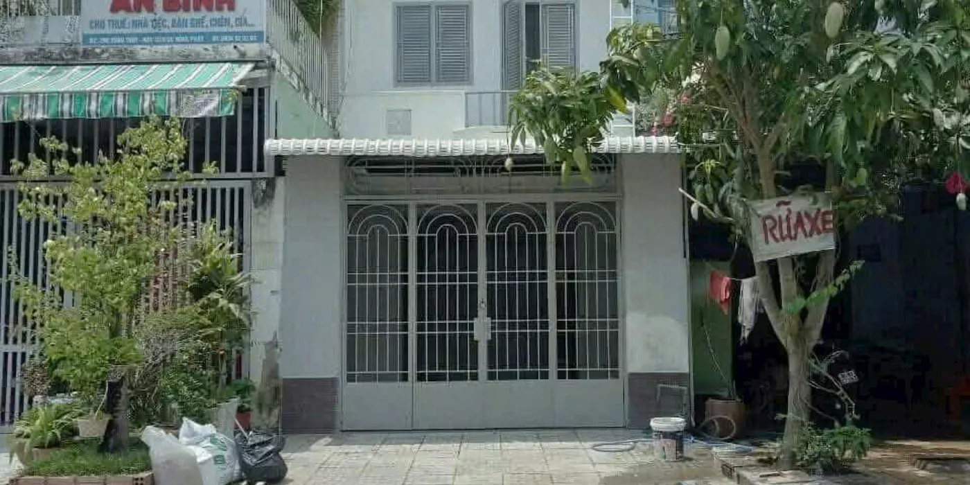 Cho thuê nhà 7 triêụ khu dân cư Hồng Phát cách Hoàng Quốc Việt 50m