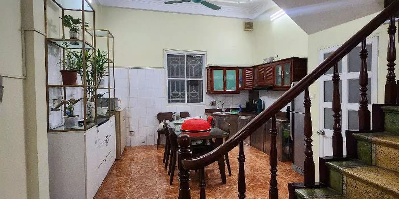 Bán nhà Phố Hào Nam, Ngõ kinh doanh, Tương lai ra mặt đường, 111mx5T, Giá: 14 Tỷ.