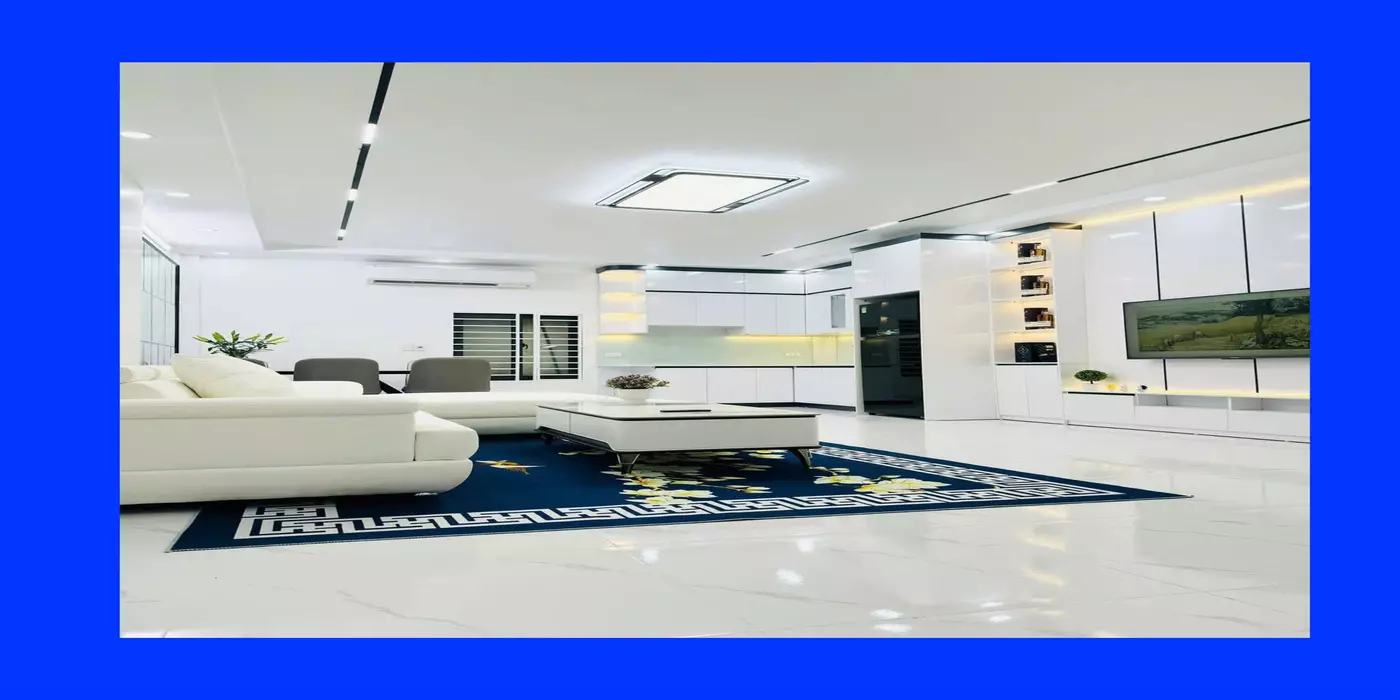 Nhà Đẹp Gần Hồng Tiến - Diện Tích 36m² - Giá 5.x Tỷ- Ô Tô đỗ Cửa
