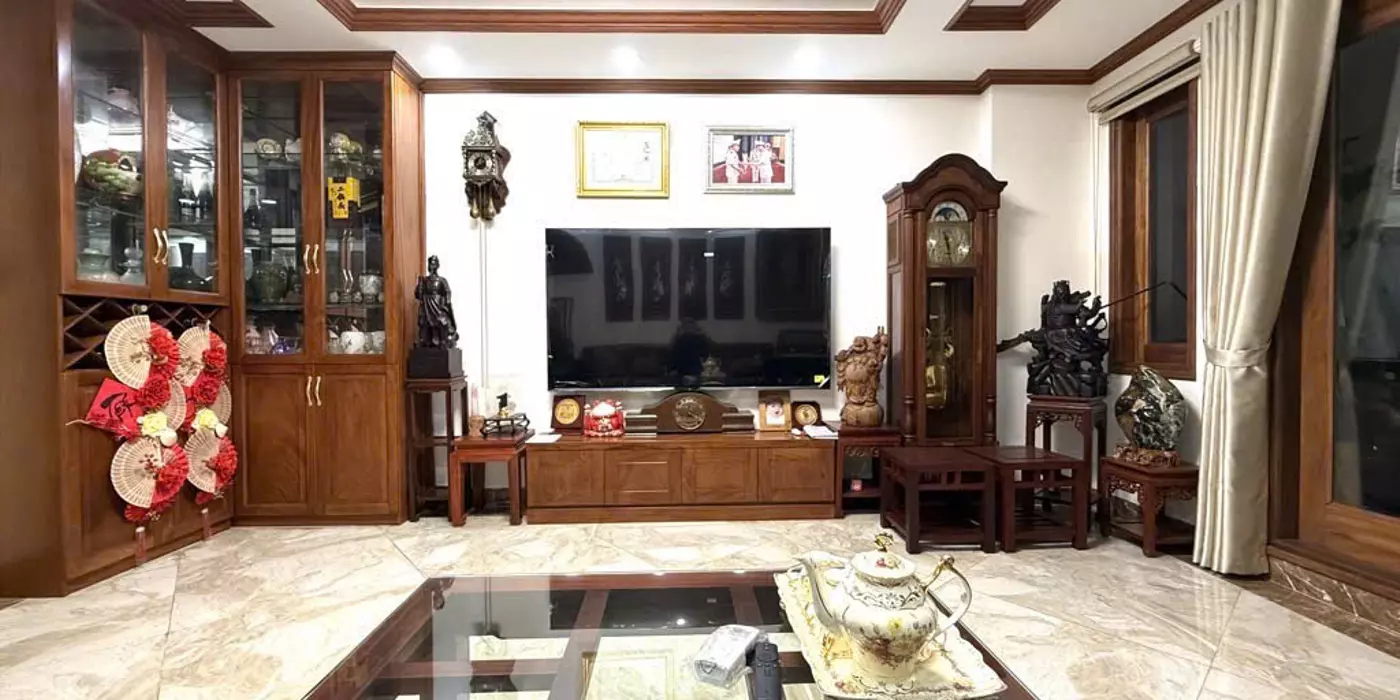 Nhà TÂY HỒ 9 tầng thang máy - Ô tô đỗ cách 10M - Full nội thất xịn.