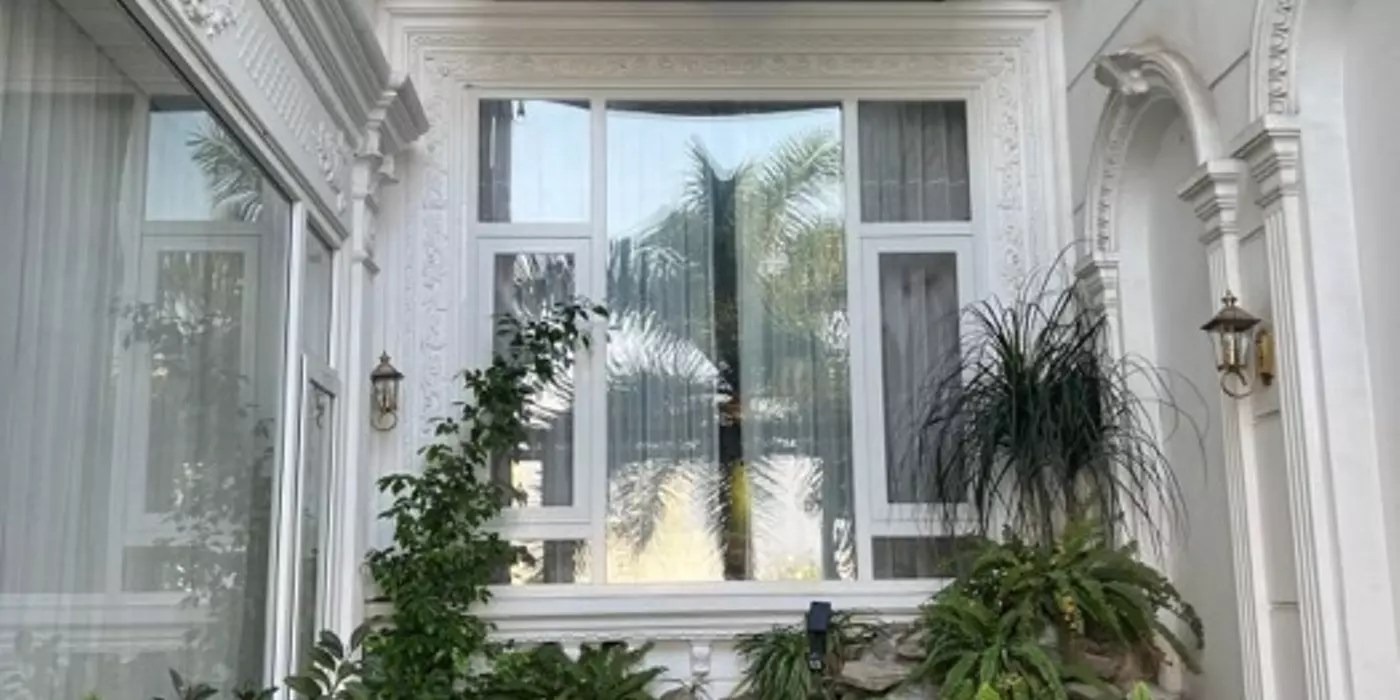 Biệt thự 5 tầng 178m2 nội thất gỗ xịn, mặt tiền đường xe hơi thông 1979 Huỳnh Tấn Phát, gân chợ