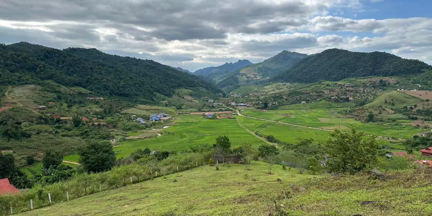 Bán đất phù hợp làm nghỉ dưỡng Mộc Châu View đẹp toàn cảnh Sò Lườn, giá siêu hợp lý