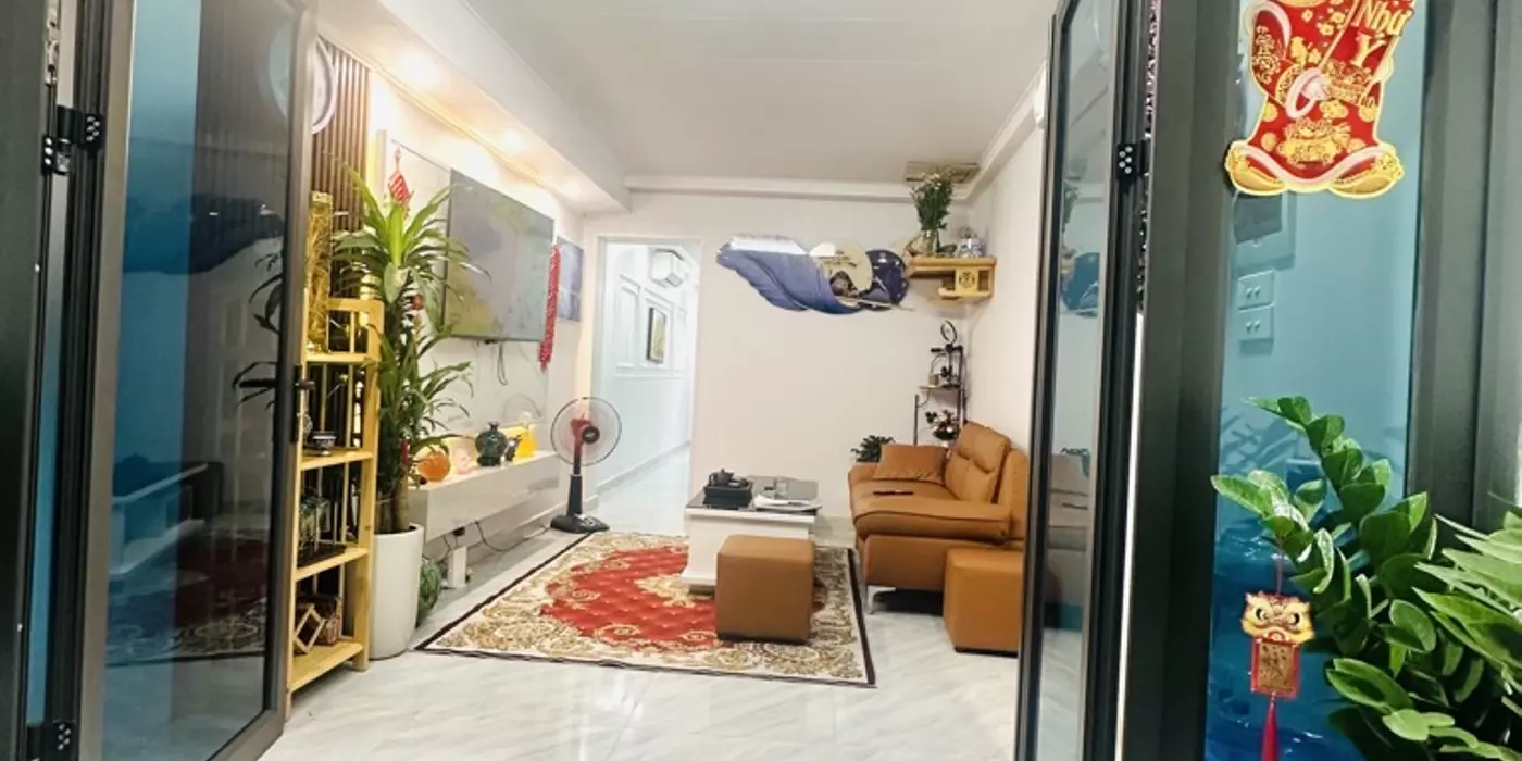 chính chủ bán gấp nhà Mai Động 70m2 5m mặt tiền hơn 3 tỷ kinh doanh sầm uất, vài mét ra phố.