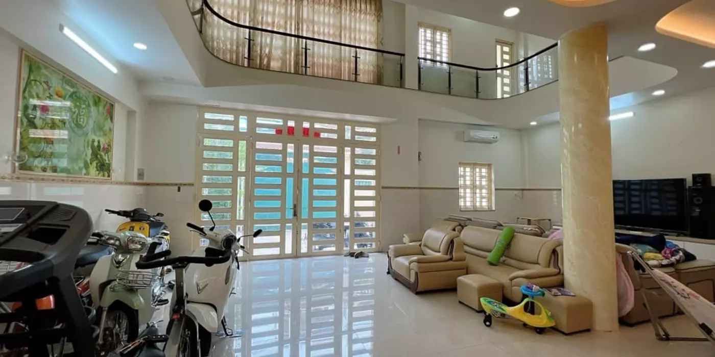 Bán nhà Biệt thự mặt tiền Quận Tân phú - 10mx24m - 3 tầng sang trọng - đường Dương Khuê - Giá 32.6