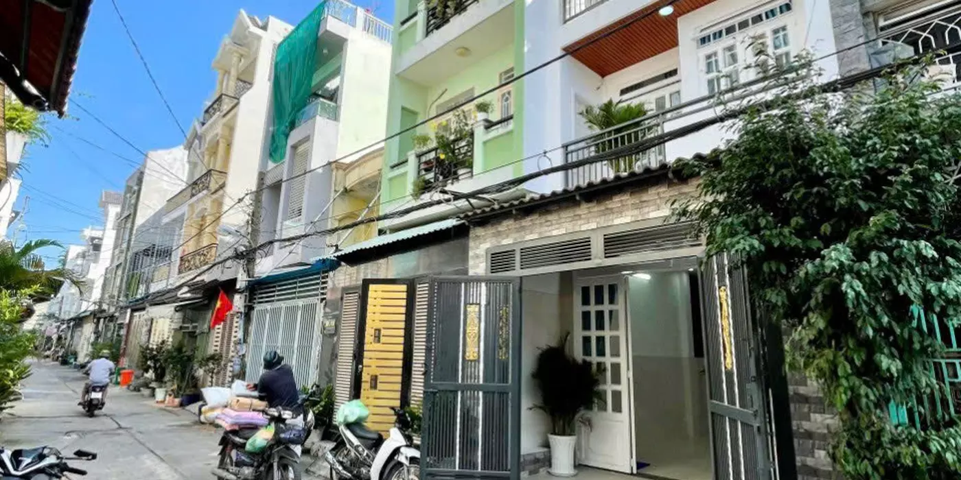 A Hoàng Vỡ Nợ Ngân Hàng Cần Bán Căn Nhà ( Bình Chánh- TP Hồ Chí Minh )