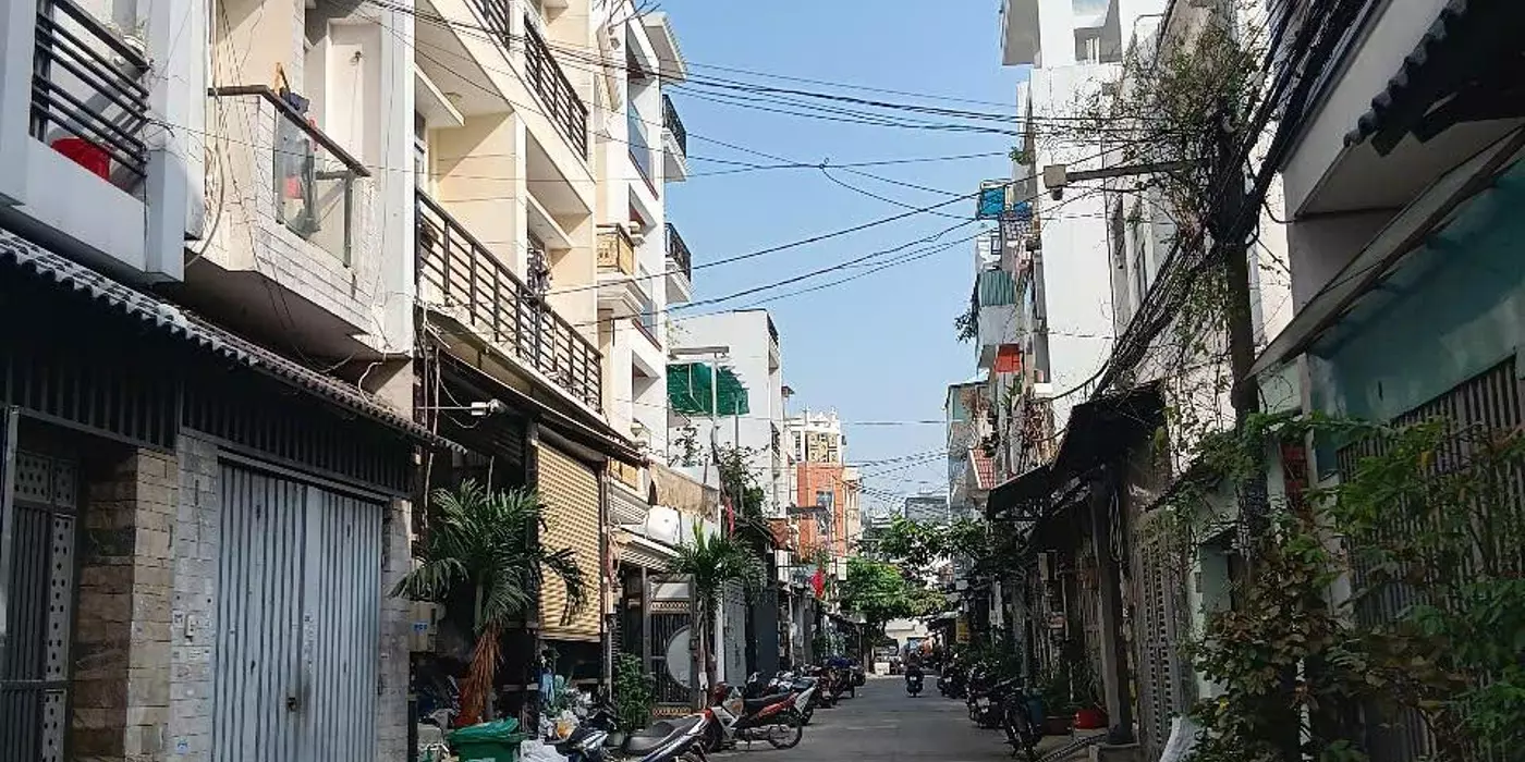 BÁN NHÀ ĐUÒNG SỐ 11 BÌNH HƯNG HÒA, BÌNH TÂN, TP.HCM,HXH, 55m2 ,CHỈ 6 TỶ , SỔ ĐỎ