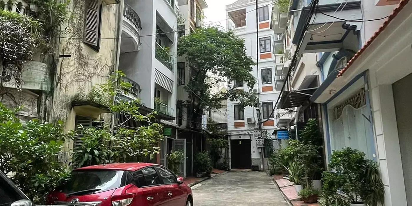 BÁN NHÀ PHÙNG CHÍ KIÊN DT60M2, 6 TẦNG THANG MÁY - PHÂN LÔ QUÂN ĐỘI - Ô TÔ VỈA HÈ - NHÀ DÂN XÂY -