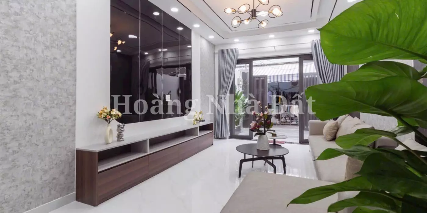 Nhà hẻm xe hơi Huỳnh Tấn Phát, 4x21m, 3 tầng, 7.9 tỷ, nội thất mới