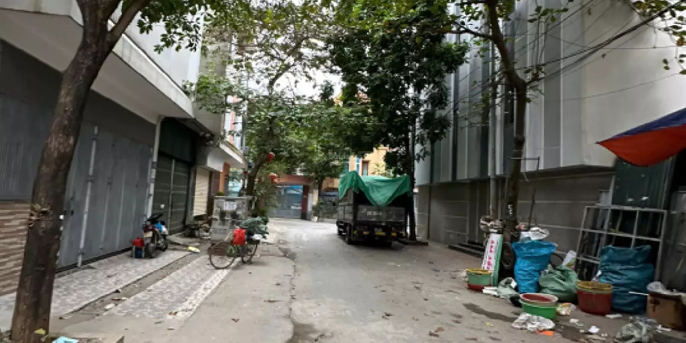 Bán đất phân lô liền kề khu đô thị Văn Khê chưa tới 240tr/m2