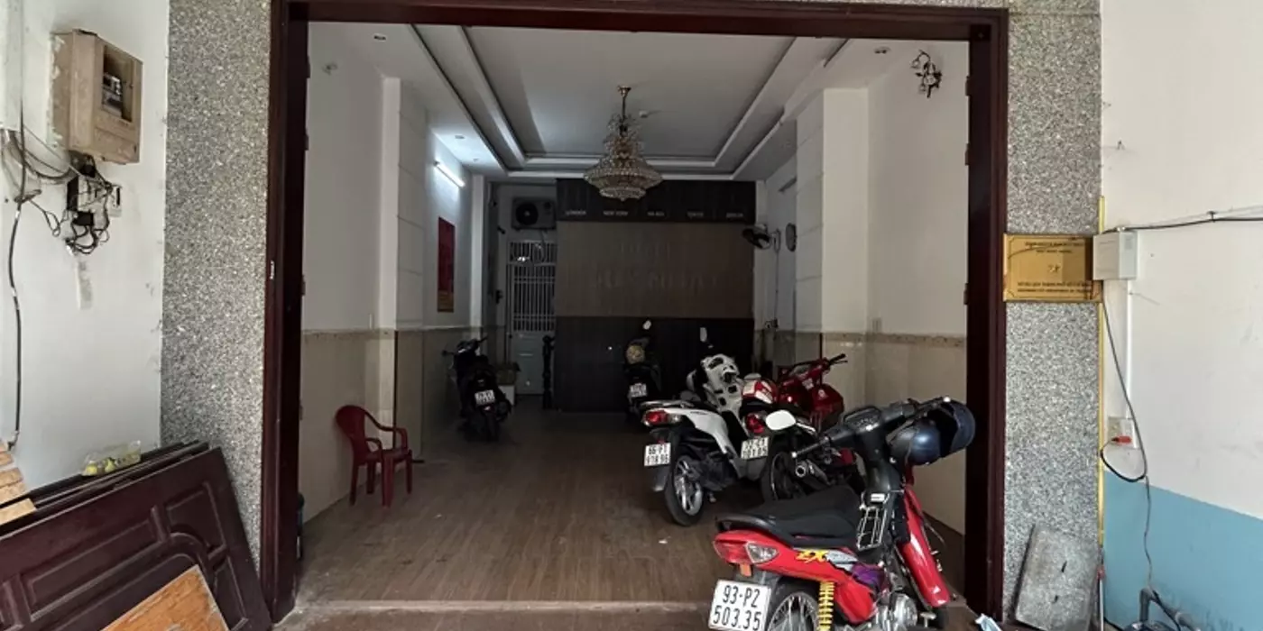 Nhà 6 tầng 55m2 12 phòng kinh doanh, Mặt tiền Lý Phục Man cách 100m ra Huỳnh Tấn Phát, Bình Thuận