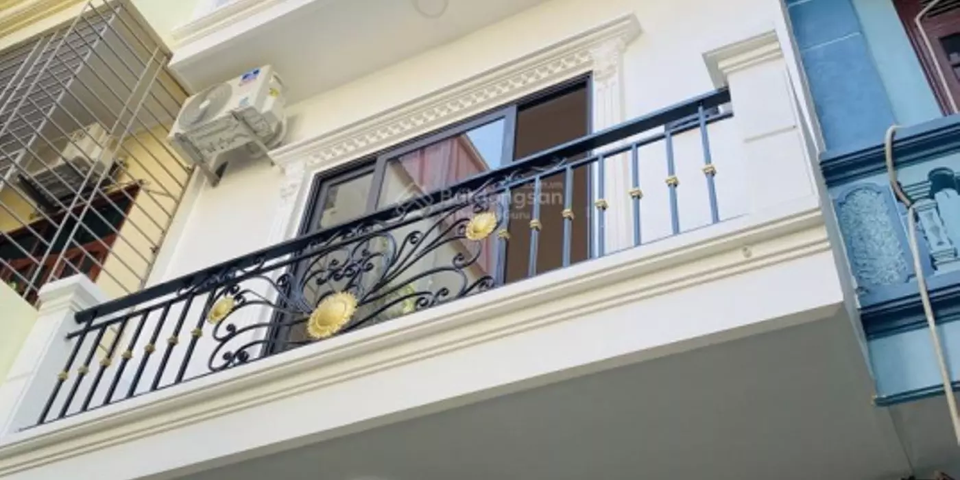 Vạn Phúc Hà Đông bán nhà mặt tiền 5m nội thất cơ bản giá 155tr/m