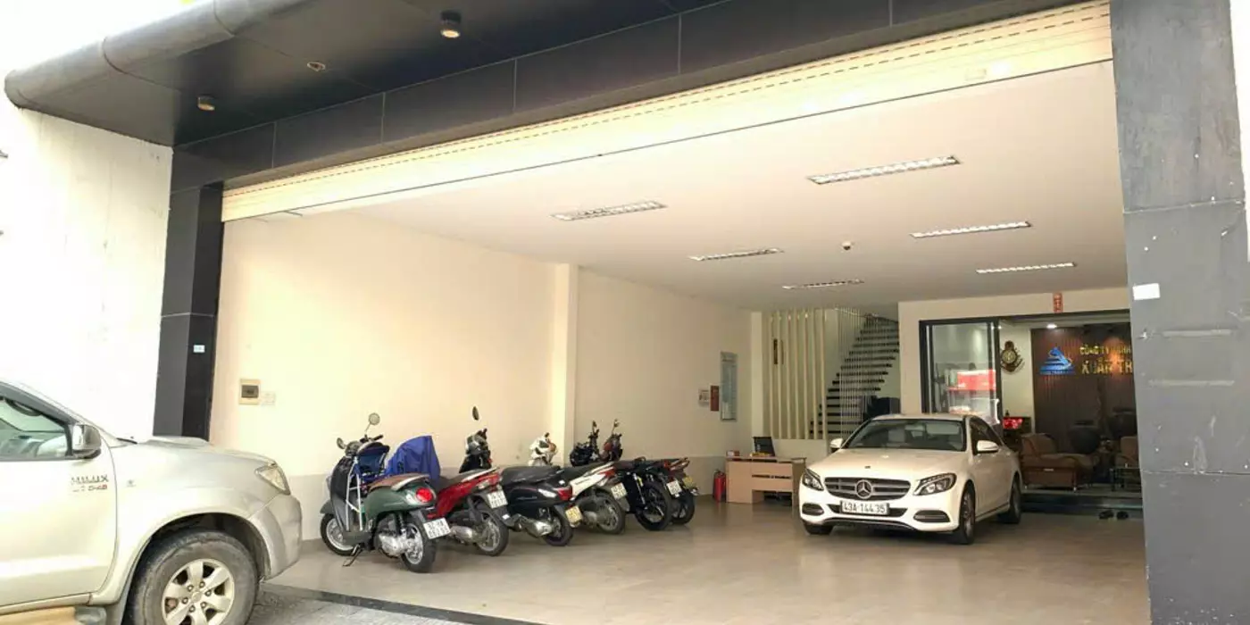 HƠN 200M2 2 TẦNG MẶT TIỀN KHỦNG NÚI THÀNH, VỊ TRÍ ĐẮC ĐỊA HIẾM CÓ, GIÁ TỐT ĐẦU TƯ TỐT.