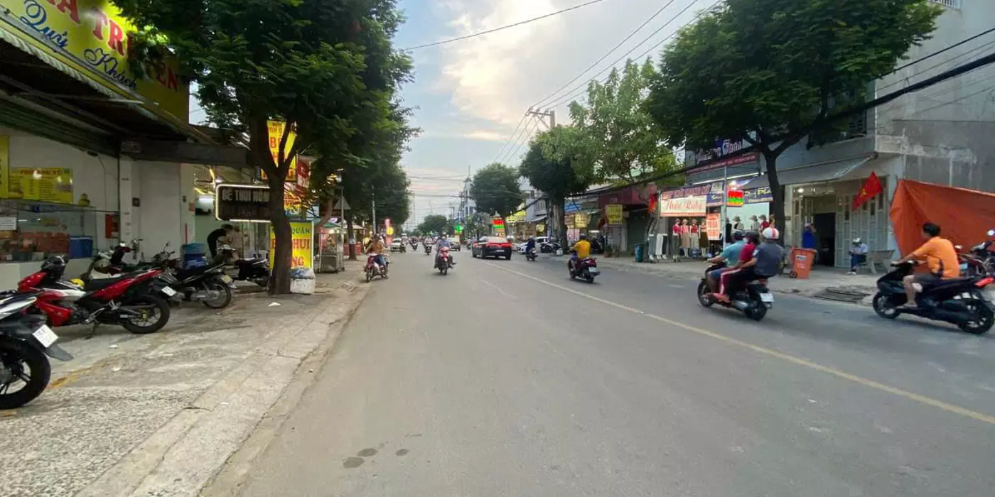 Bán nhà mặt tiền 2 tầng 5,1x32m giá 12 tỷ Đường Dương Thị Mười