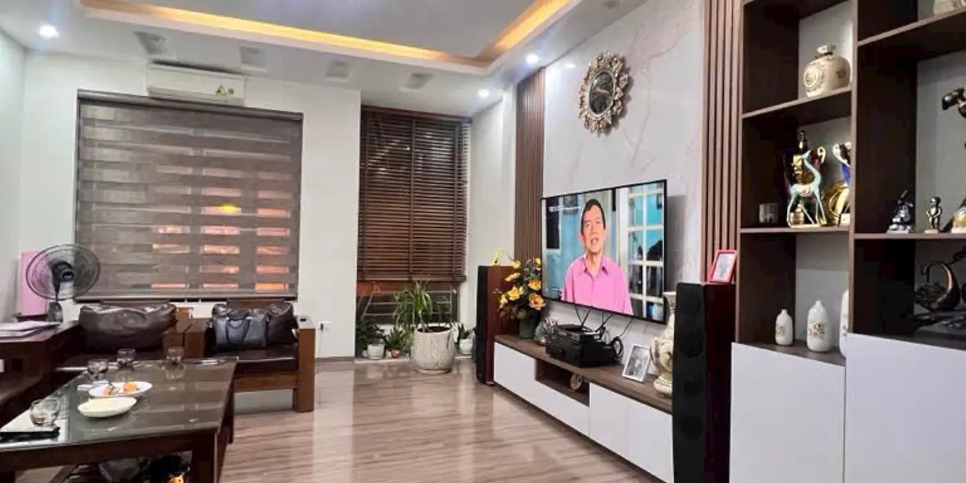 nhà ĐẸP phân lô 50m2, 5 tầng,mặt tiền 4.5m, ô tô tránh, khu vực Quận Hai Bà Trưng