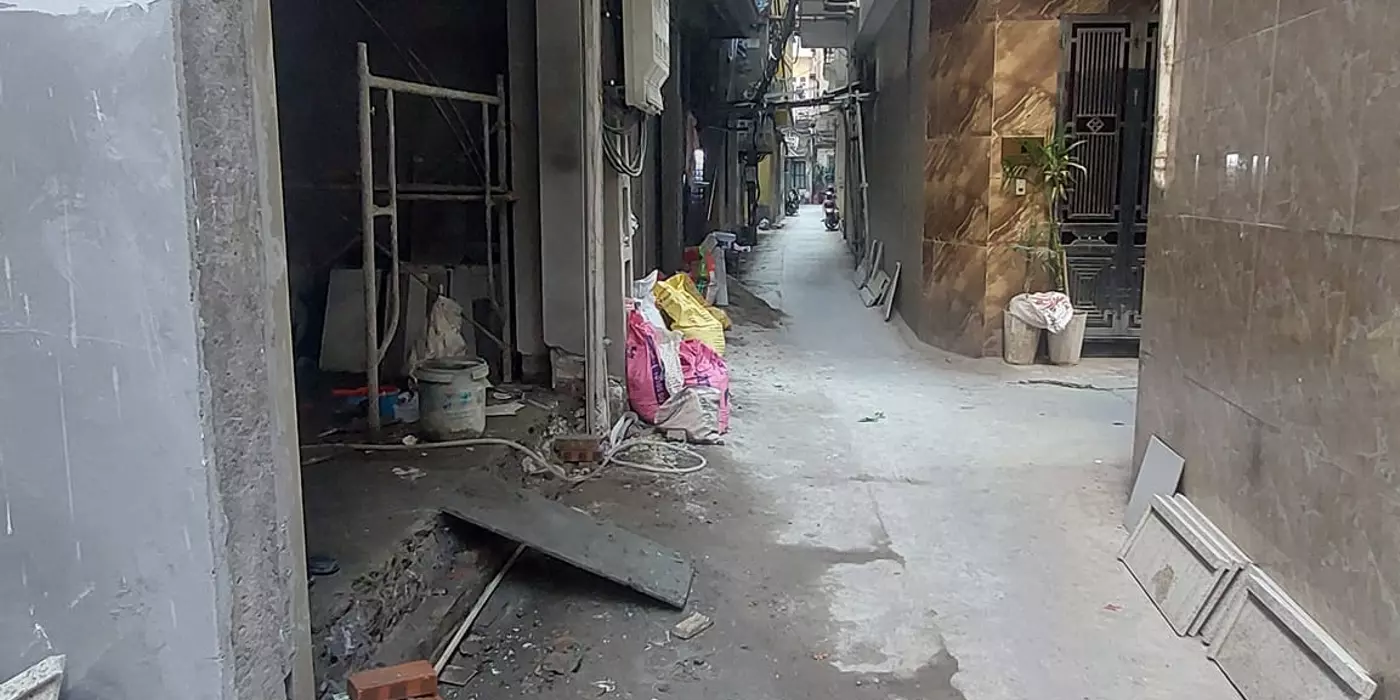 BÁN NHÀ PHỐ KIM MÃ THUONG .DT;35m-6 TẦNG - MT;5m .CAN LÔ GÓC THANG MÁY      GIÁ ;9,5 TỶ
