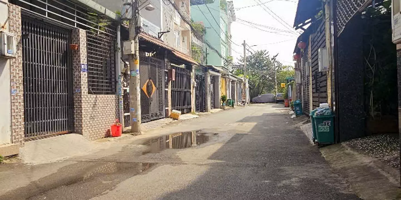 BÁN NHÀ GẦN XLHN - TRƯỜNG THỌ-2 MT THOÁNG , HXT- 94M2 - 2 TẦNG - 7.X