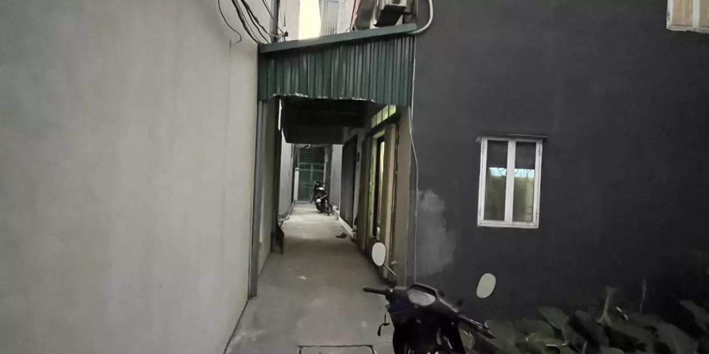 Bán nhà đường Hoà Bình ( tổ 14 Yên Nghĩa) giá 3.2 tỷ, diện tích 45m2, đất, mặt tiền 5m