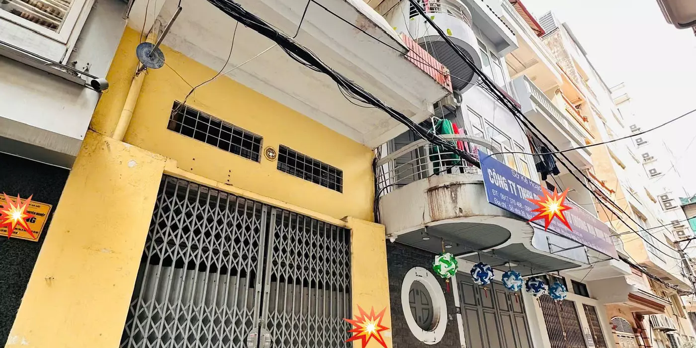 HOÀNG QUỐC VIỆT - CẦU GIẤY - 46M2 x 4T - MT 4M - 13 TỶ - VỈA HÈ - TRƯỚC NHÀ Ô TÔ TRÁNH