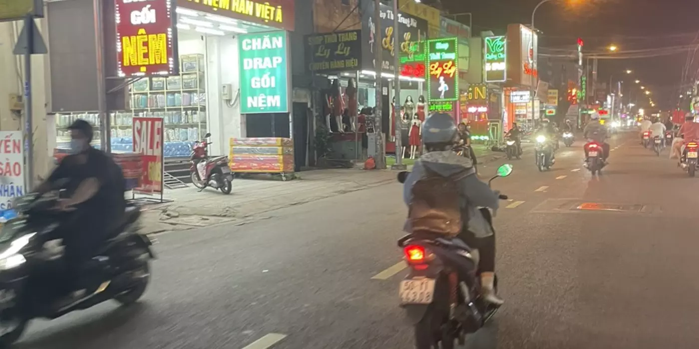 Bán tòa nhà 8,4x30m nhà 6 lầu giá 29 tỷ MT Đường Nguyễn Ảnh Thủ, Q12