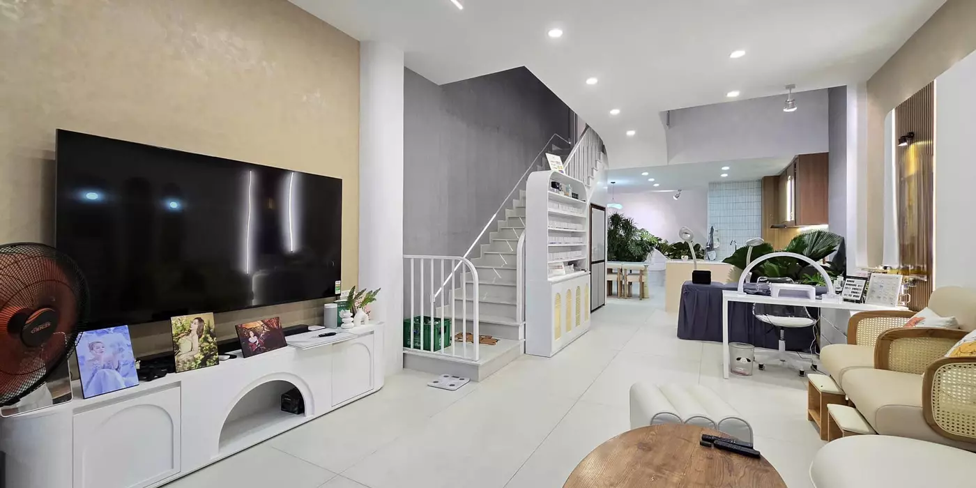 Bán nhà Lê Quang Định, 60m², 2 tầng, HXH , 3 PN , full NT - 6.x