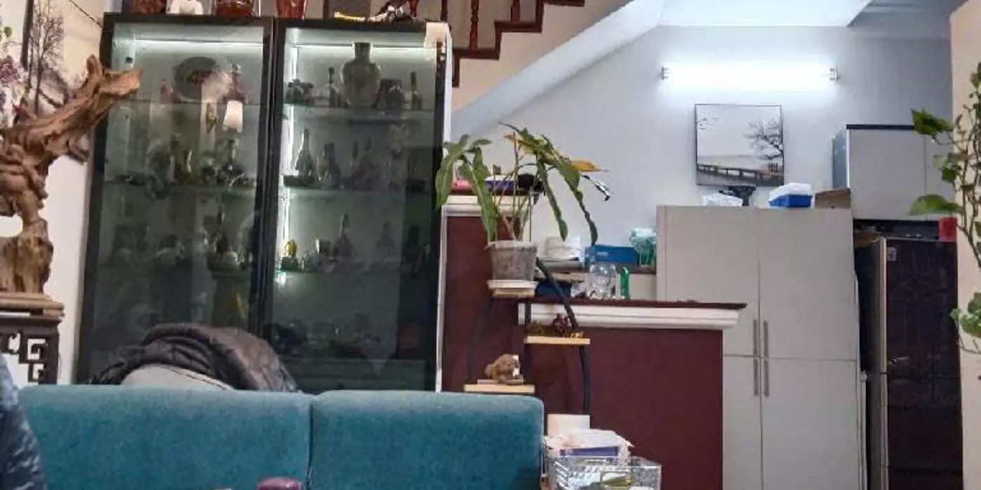 bán 80m ngõ 773 giải phóng tặng nhà ô tô đỗ cửa hoàng mai