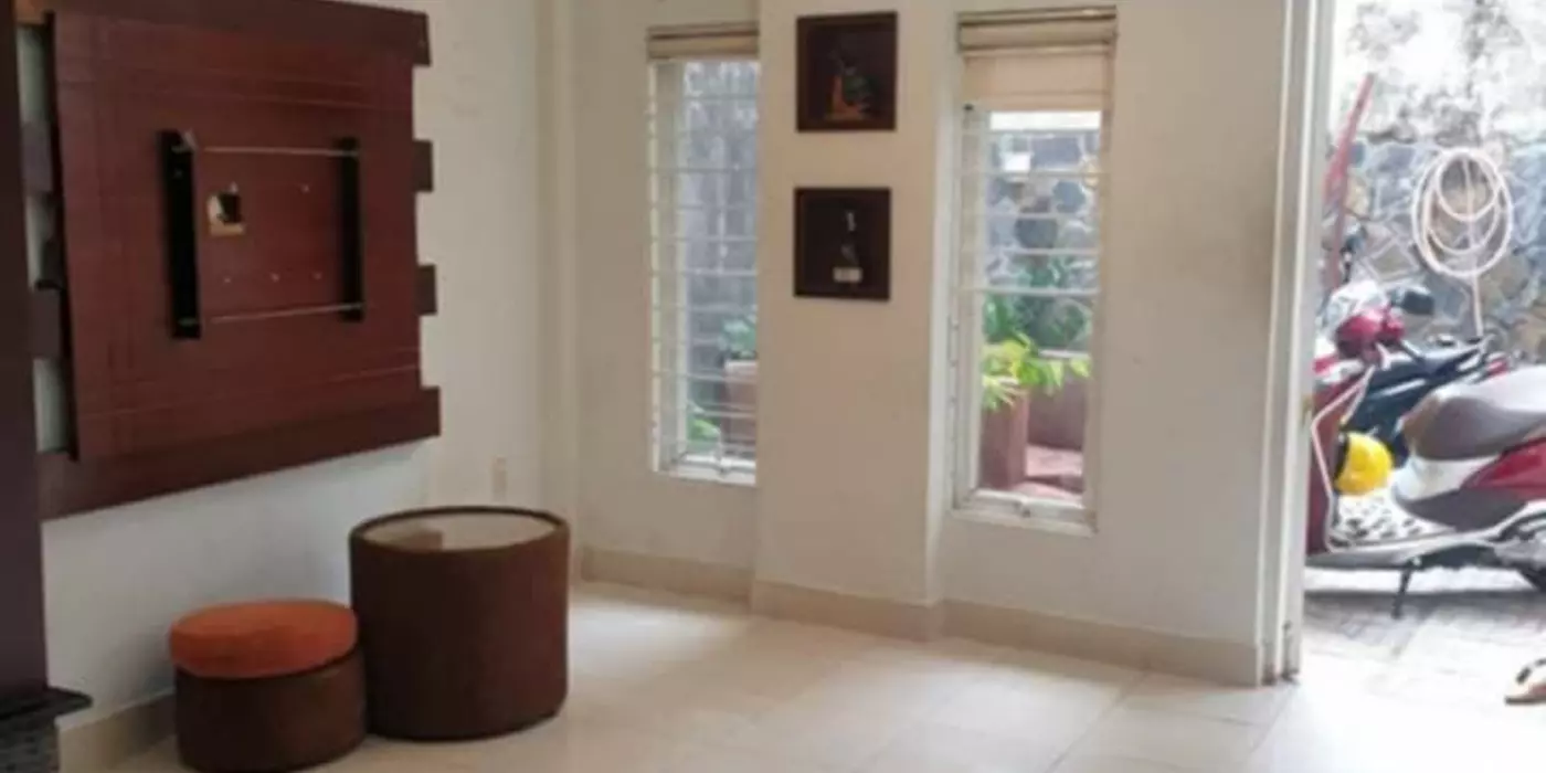 Bán Nhà Phan Đăng Lưu 60m2 Gần Chợ Bà Chiểu, Hàng Xanh Nhỉnh 4 Tỉ