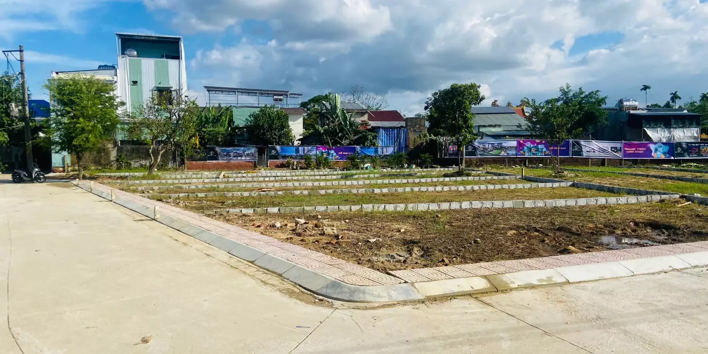 Ưu Đãi Đặc Biệt: Đặt cọc hôm nay, nhận ngay ưu đãi 1 chỉ vàng SJC cho khách hàng đầu tiên.