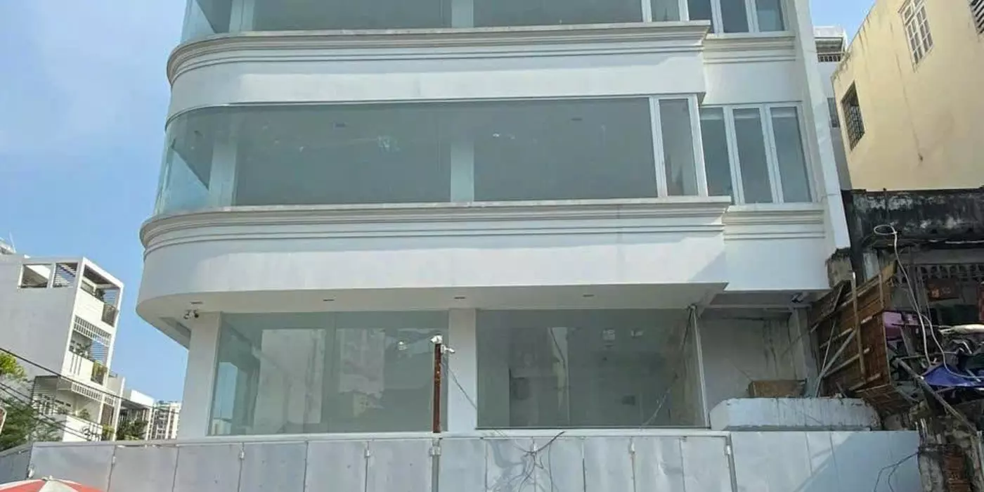 *** Top 3 căn nhà phân khúc dưới 50 tỷ Quận 10 - Bán nhà góc 2MT Hòa Hưng, 42 Tỷ