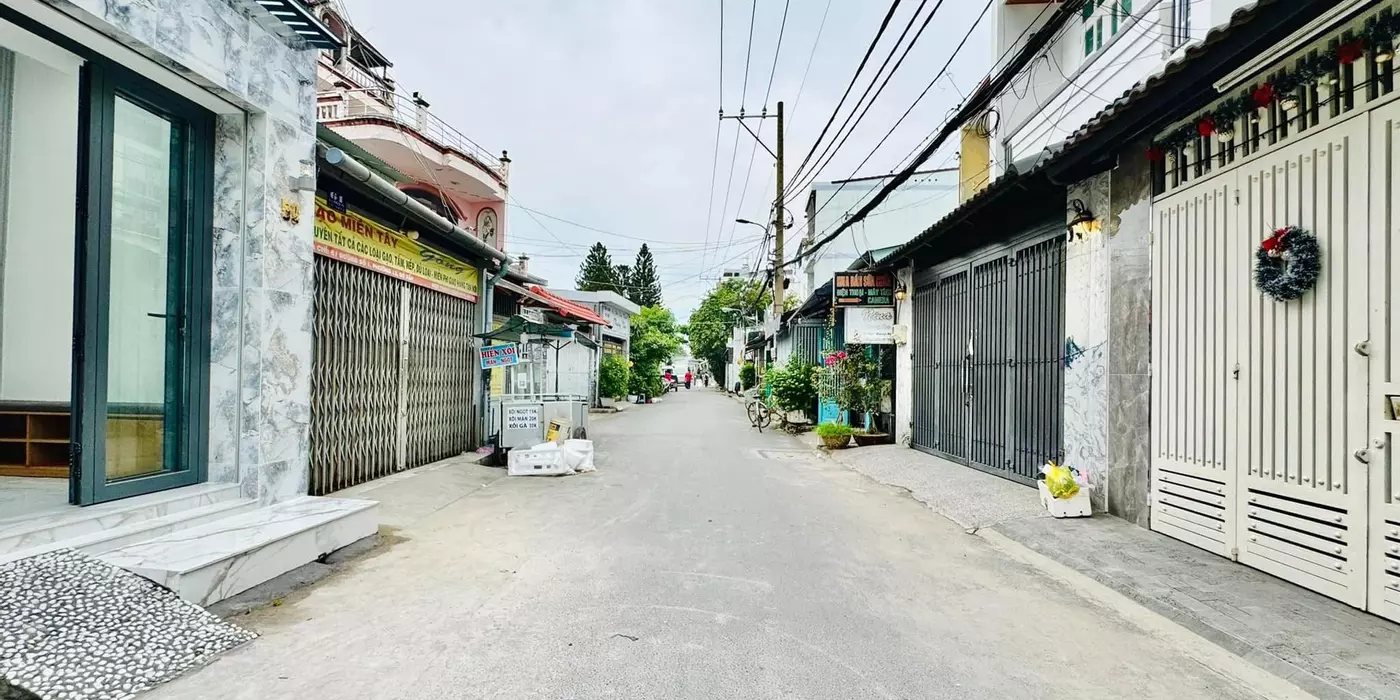 CĂN NHÀ PHỐ MẶT TIỀN ĐƯỜNG SỐ 1, ĐƯỜNG TO, 4 PN