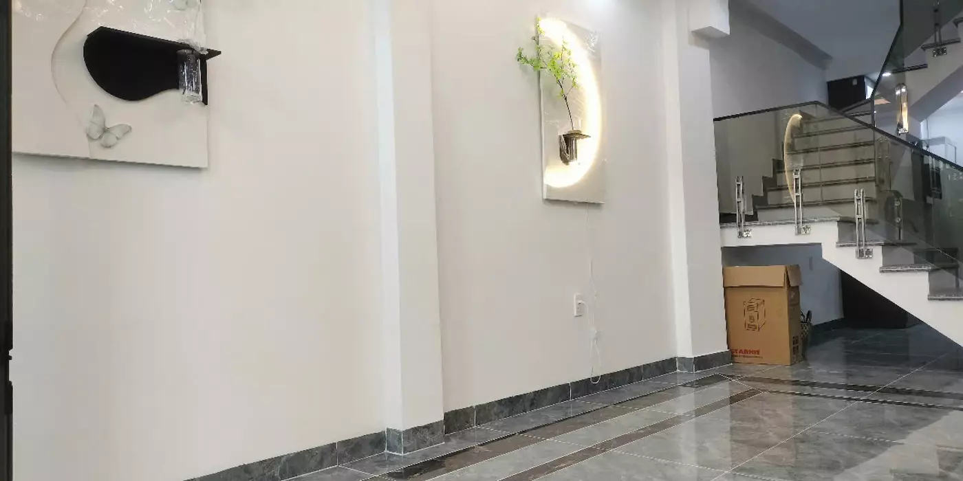 bán nhà ngõ phố Lạch Tray,Ngô Quyền,Hải Phòng, vị trí cực đẹp.view đăng sau là hồ điều hòa