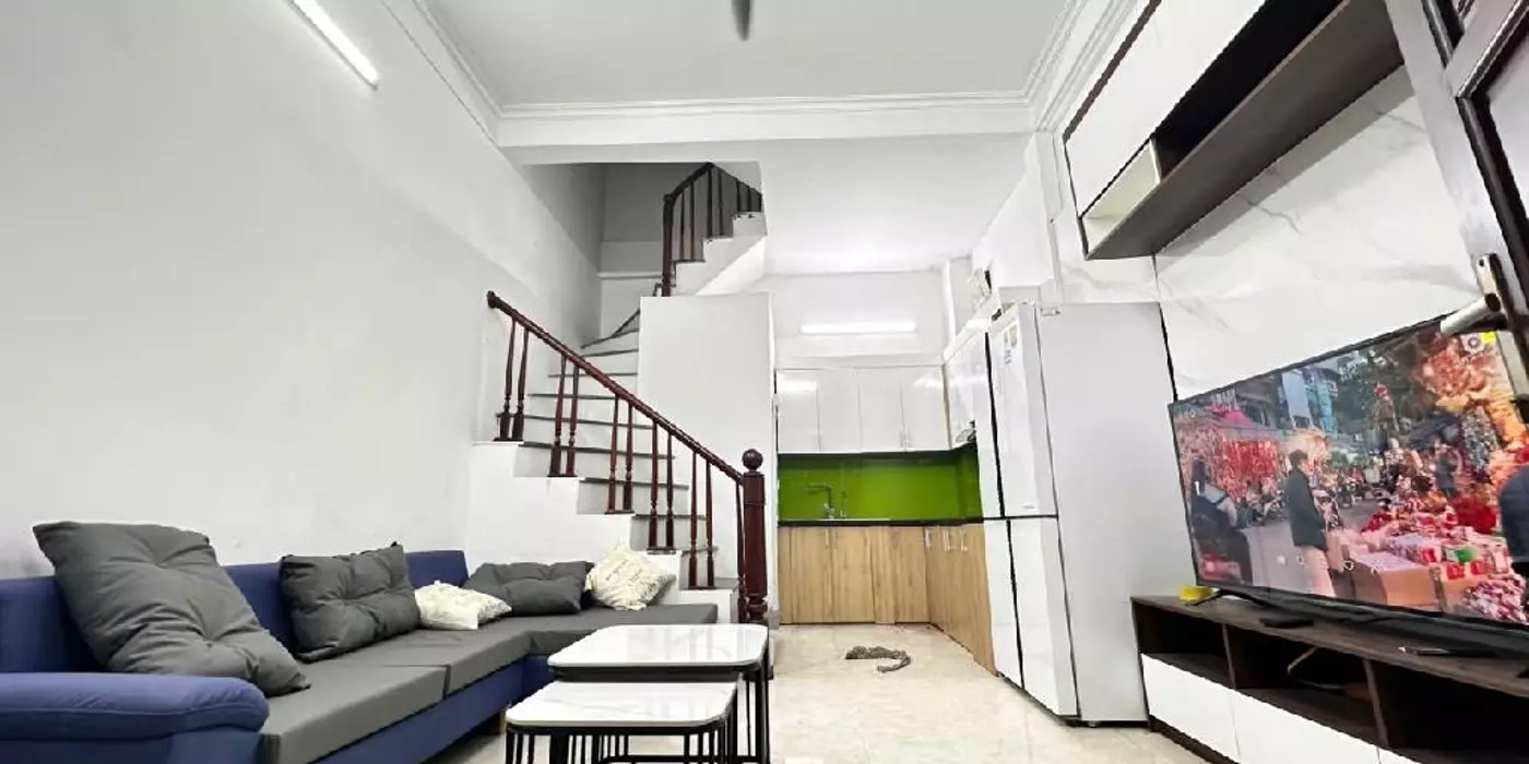 BÁN NHÀ CẦU GIẤY - 30M2 X 4 TẦNG - 7.6 TỶ - OTO NGÕ TO 3 BÁNH - 3 BƯỚC RA PHỐ