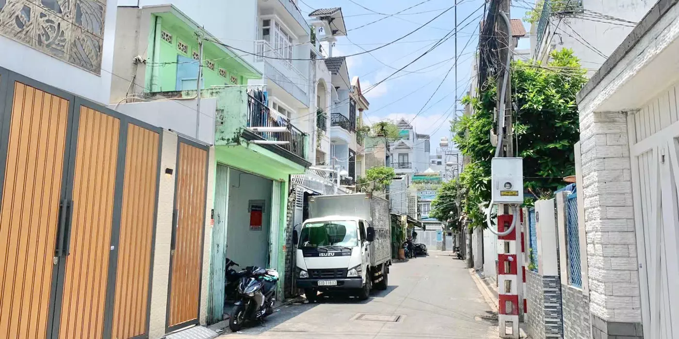 BÁN NHÀ MẶT PHỐ TRƯỜNG CHINH - TÂN BÌNH - 11.2 TỶ - 4 TẦNG - 80M2 - CHÍNH CHỦ .