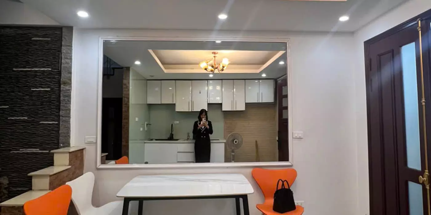 HÀO NAM - ĐỐNG ĐA - DT 28M2 X5T - MT 4M - 5.75 TỶ - NGÕ RỘNG - GẦN Ô TÔ