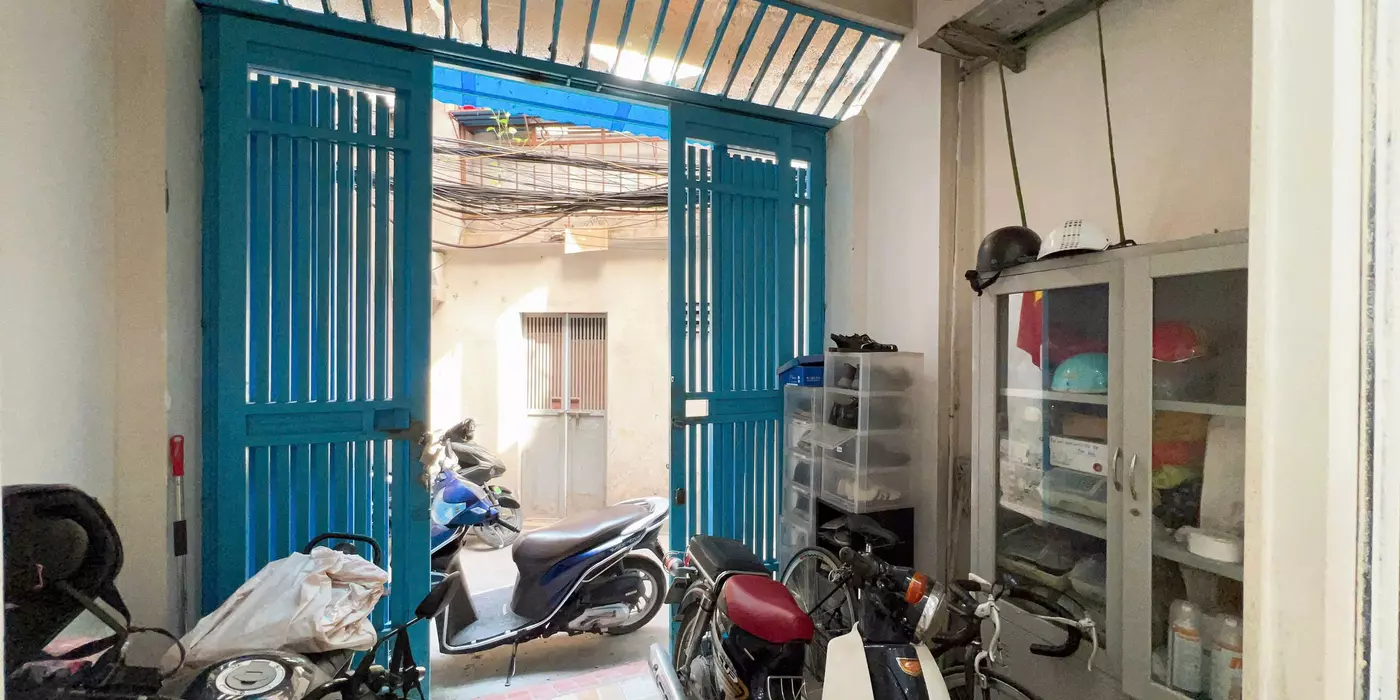 HOÀNG HOA THÁM- BA ĐÌNH - DT 49M2 X 4T - MT4M - 8.6TỶ - GẦN NGÕ  - 3 GÁC QUAY ĐẦU