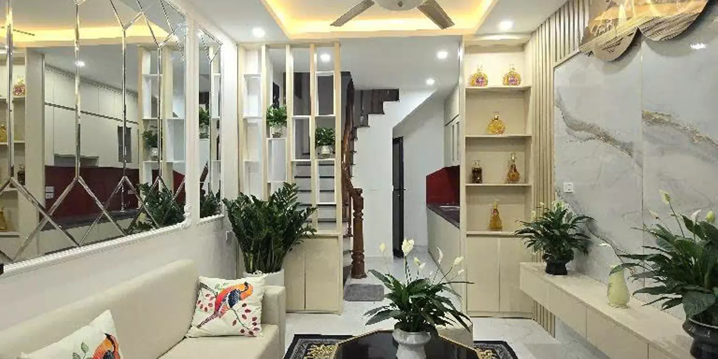 Thông tin nhà và ảnh thật 100%. Thạch Bàn- Long Biên. 
Nhà dân xây 4 tầng 👉3,65 tỷ thương lượng