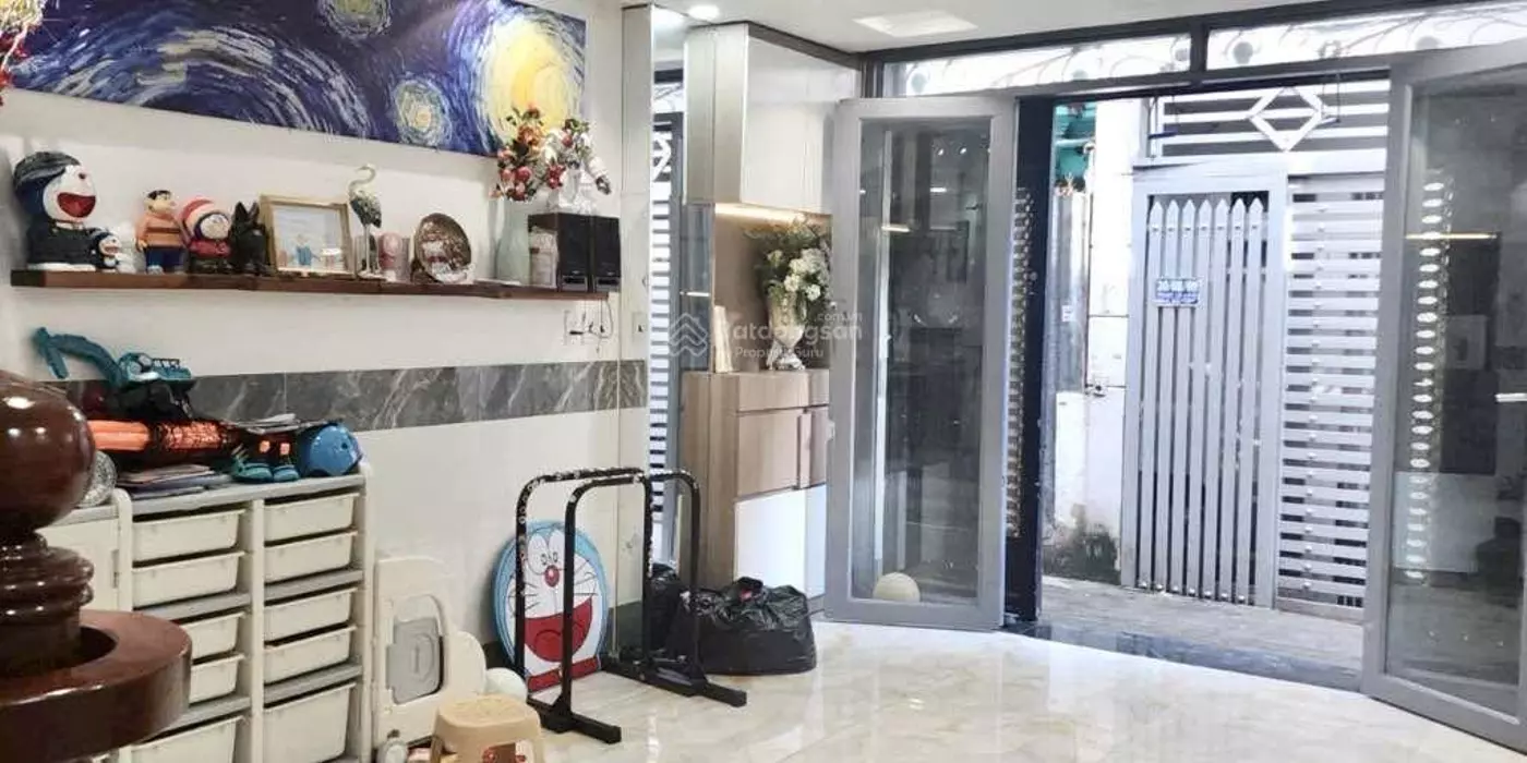 Mặt phố đẹp tại Đường Số 8, giá 18,5 tỷ, 80m2, 3PN, 3WC, Q2, HCM