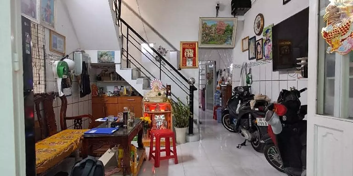 [VỪA Ở VỪA CHO THUÊ] - NHÀ 2 TẦNG - DÒNG TIỀN 4,5 TRIỆU/THÁNG - HẺM 1041 TRẦN XUÂN SOẠN - QUẬN 7