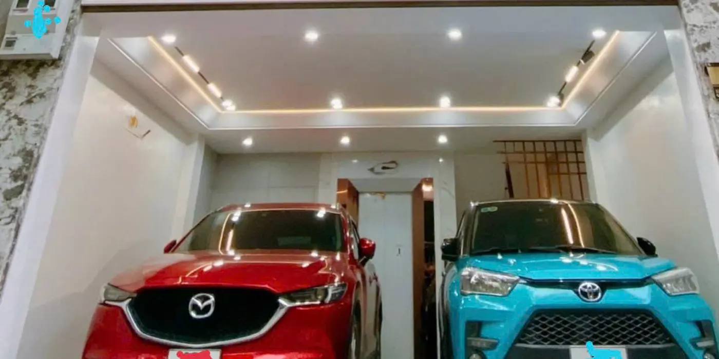 BÁN HOA HẬU CHÂN DÀI- GA RA 2 ÔTÔ - VỊ TRÍ ĐỘC TÔN- VIP NHẤT LONG BIÊN- MẶT PHỐ 

HỒNG TIẾN -