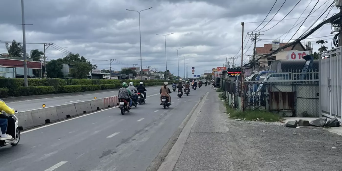 Bán nhà mặt tiền 80x180m giá 390 tỷ Quốc Lộ 1A