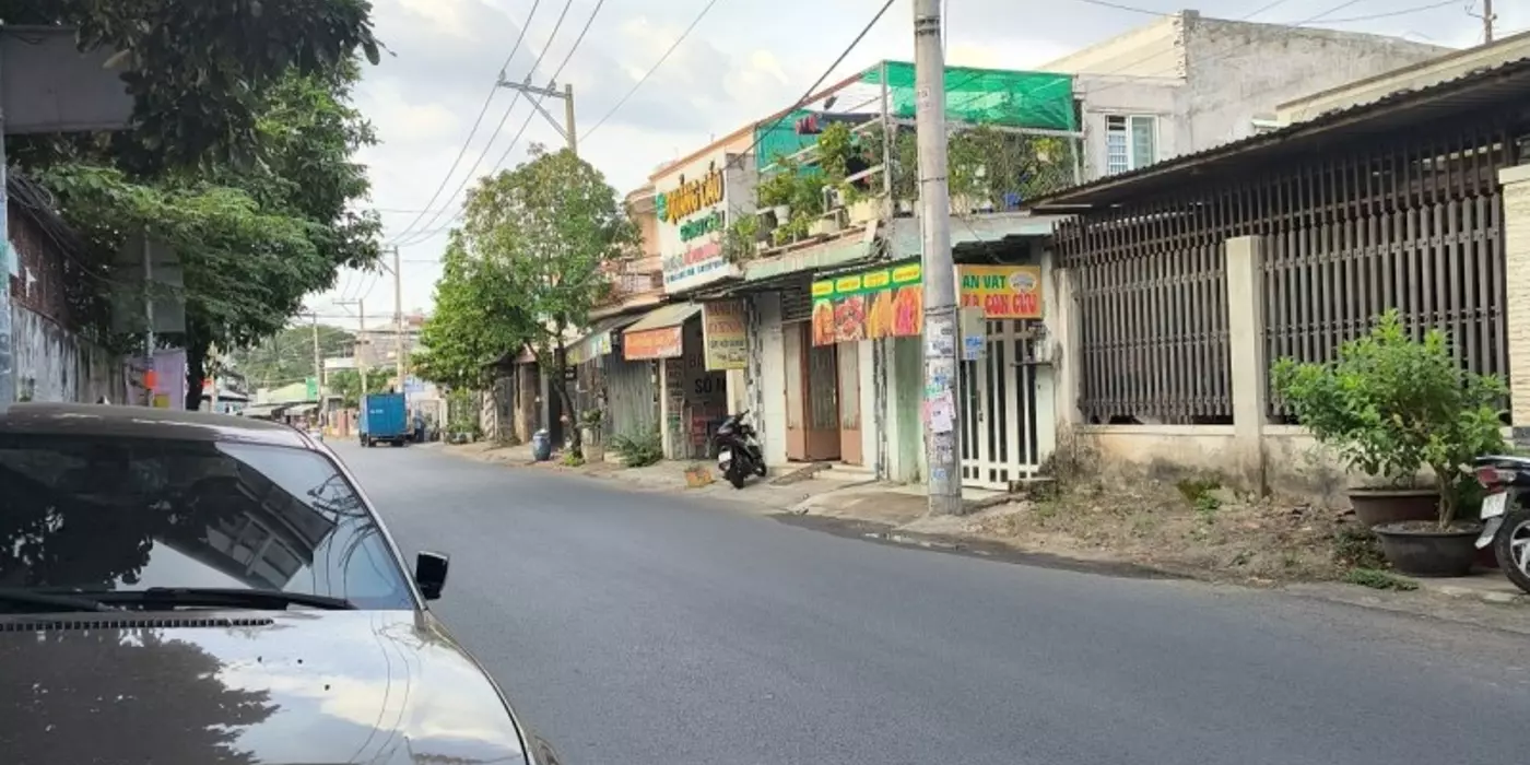 Bán nhà mặt phố Linh Xuân, Thủ Đức, 60m², 3.9 tỷ, sổ hồng