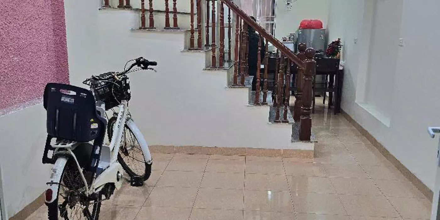 Chính chủ cần bán nhà BA ĐÌNH ngõ nông gần phố DT 35m2 x 5 tầng - 6,5 tỷ