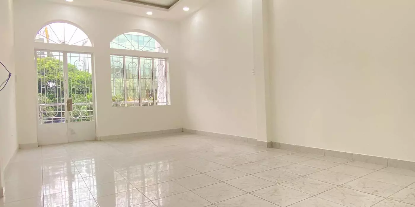 GIÁ MỚI 33 TỶ, MẶT TIỀN PHAN XÍCH LONG, PHỐ ẨM THỰC, 4X17, 4 TẦNG