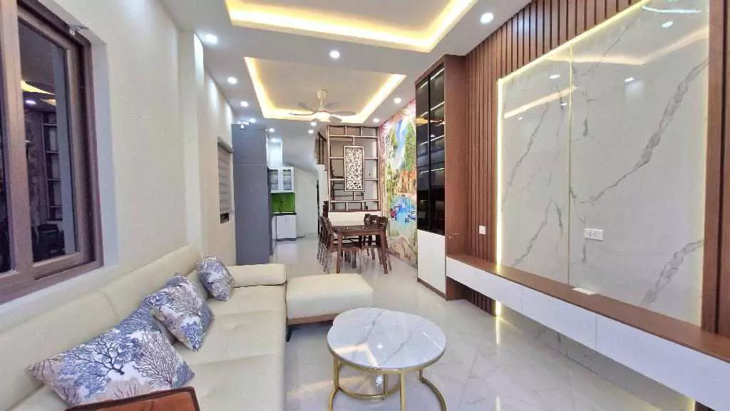 PHỐ HOÀNG TĂNG BÍ 45M,4 TẦNG, OTÔ , THÔNG CHỢ 8,2 TỶ