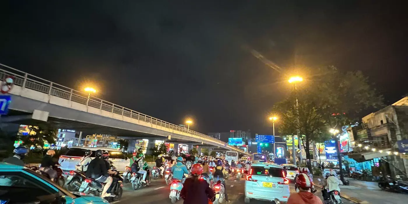 Bán nhà MTKD ngang 8m Điện Biên Phủ BT 3 lầu 128m2 ngay trường ĐH Kinh tế chỉ 26 tỷ.