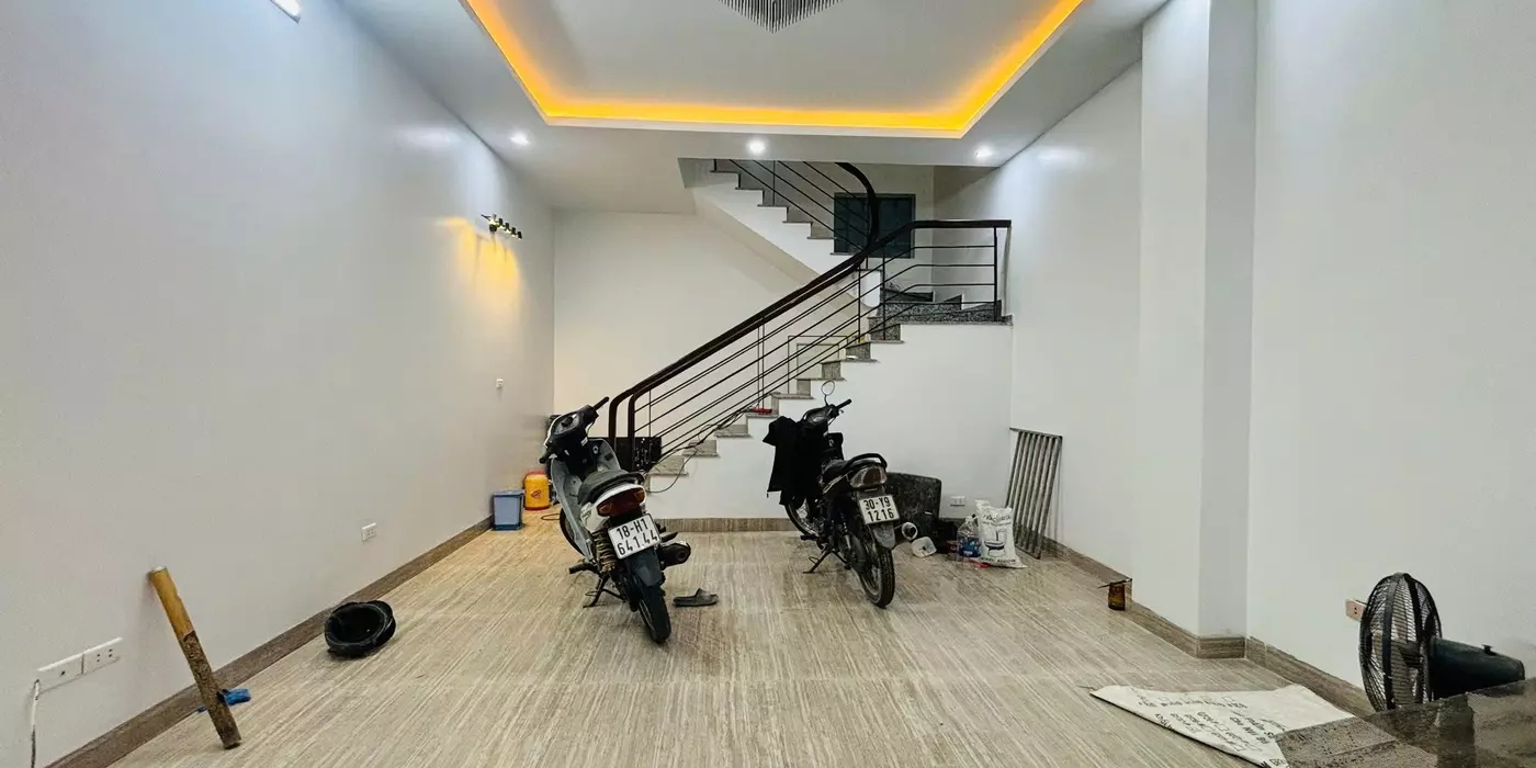 HAI THOÁNG - Ô TÔ GẦN NHÀ - NGÕ NÔNG RỘNG THOÁNG - NHÀ ĐẸP LUNG LINH - NỘI THẤT SANG XỊN