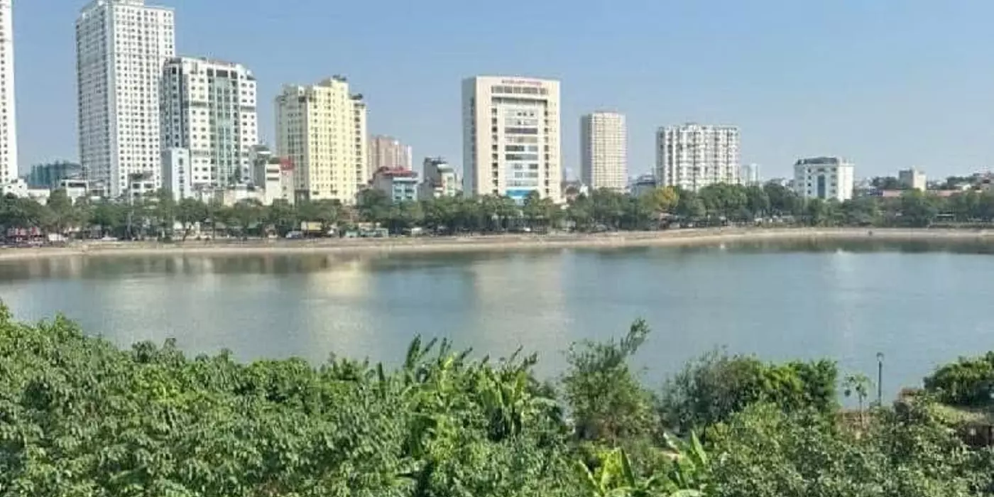 Nhà bán đảo Linh Đàm, View Hồ, 37m2 x 5 tầng GIÁ NHỈNH 6 TỶ TL